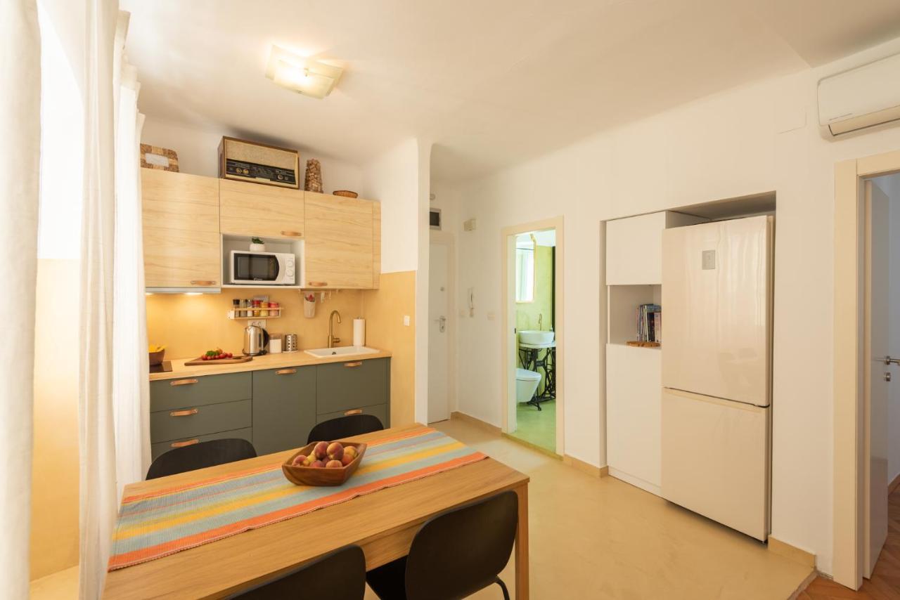Pula City Apartment With Private Parking Free Ngoại thất bức ảnh